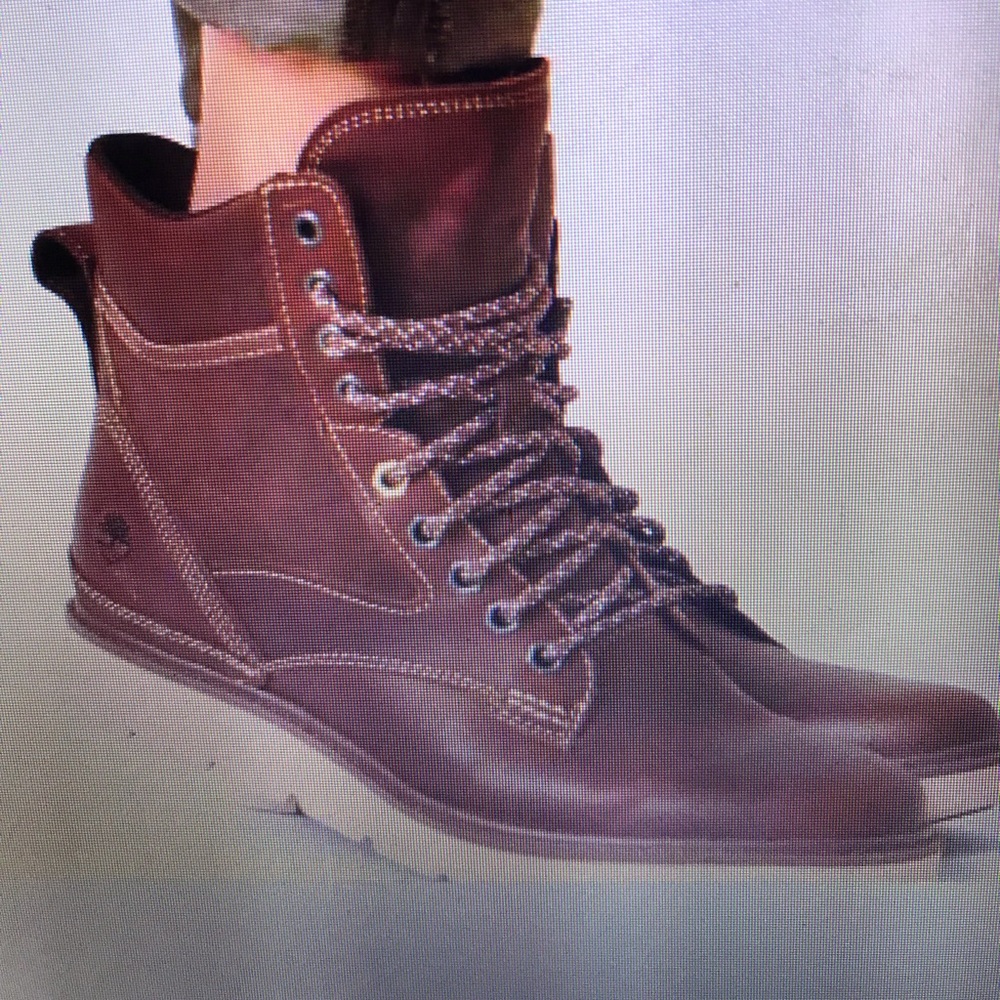 7.5 women’s Timberlands